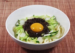 じゃじゃ麺風肉味噌うどん